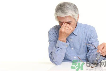 白內(nèi)障可以治愈嗎？白內(nèi)障癥狀有哪些？