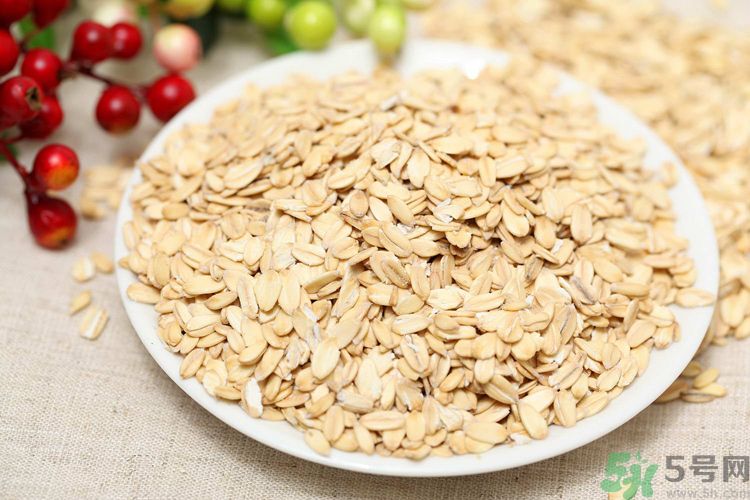 紅糖可以和燕麥一起吃嗎？燕麥片和紅糖吃起來什么好處？