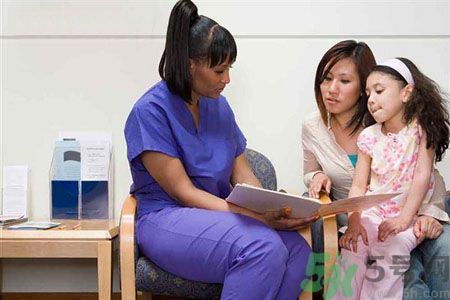 口吃是結(jié)巴嗎？口吃怎么辦能矯正嗎？