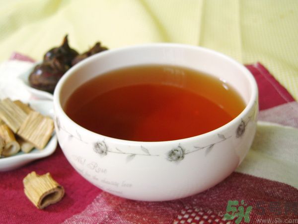 早上起床惡心想吐是怎么回事？起床惡心怎么辦？