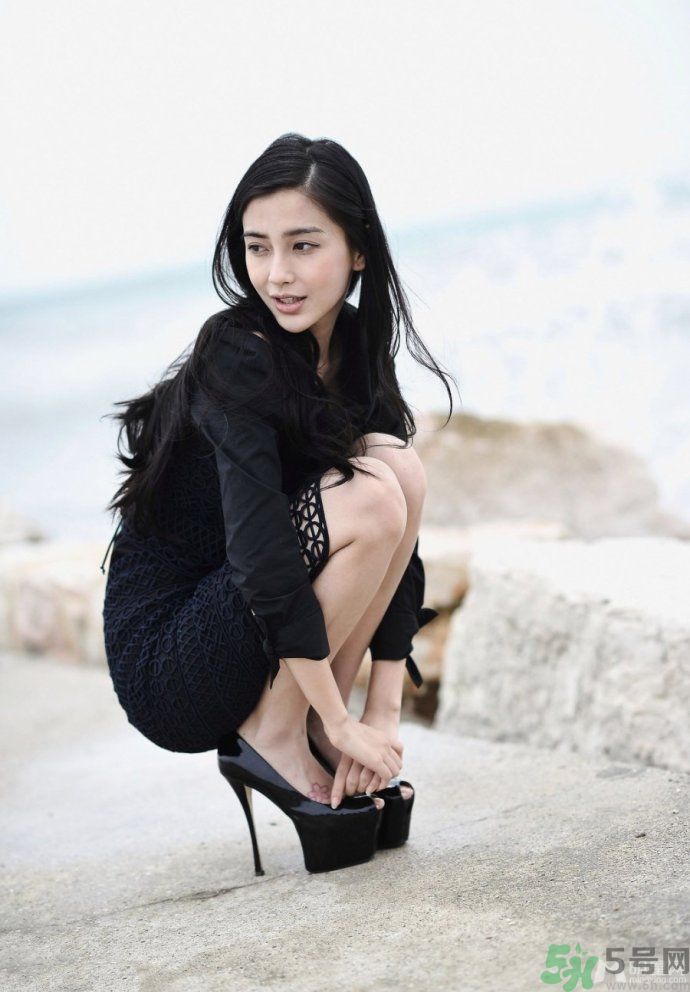 長得矮適合穿長裙嗎？矮個子穿什么長裙好看？