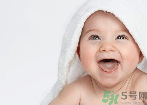 兒童的耳朵怎樣保護(hù)？保護(hù)寶寶的耳朵要做什么？