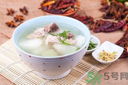 孕婦水腫怎么消除？孕婦水腫喝冬瓜排骨湯有效果嗎？