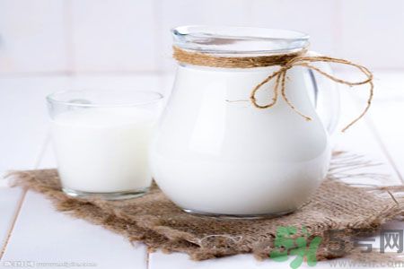 牛奶那個(gè)牌子好？牛奶可以加熱嗎？