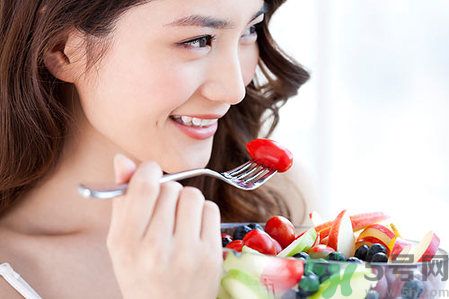 剖腹產(chǎn)后能吃蘋果嗎？剖腹產(chǎn)后能吃什么水果？