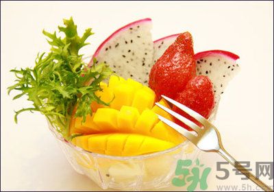 剖腹產(chǎn)后能吃蘋果嗎？剖腹產(chǎn)后能吃什么水果？