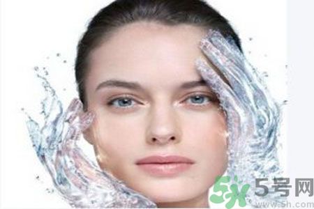 皮膚起皮怎么辦？皮膚起皮用什么護膚品？