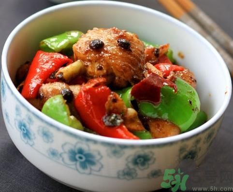 吃剩菜有危害嗎？什么類剩菜不能吃呢？