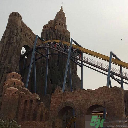 北京過山車懸掛高空 出門游玩注意事項(xiàng)有哪些？