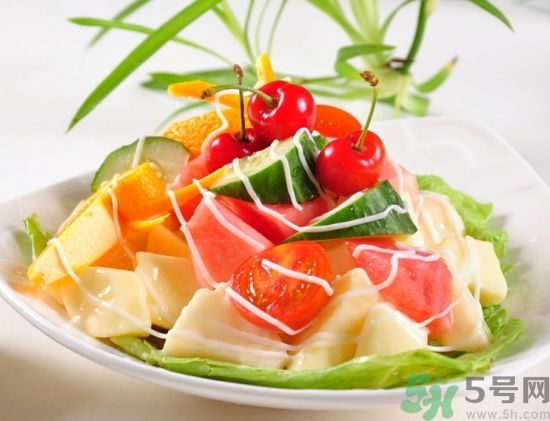 在飯后做運(yùn)動(dòng)什么對(duì)身體好？飯后有什么不能做？