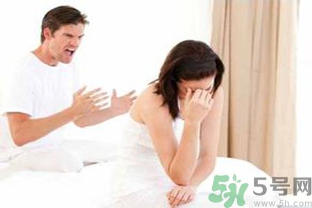 男人劈腿的表現(xiàn)有哪些？怎么判斷一個(gè)男人是否劈腿？