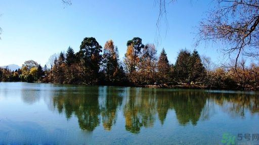 什么地方適合情侶旅游?旅游帶什么東西？