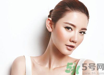 身體美白有哪些小妙招？要想美白要注意什么？