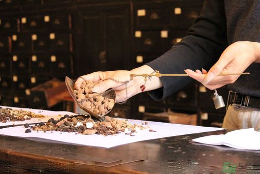 蕁麻疹會不會傳染？蕁麻疹怎么治才能好？