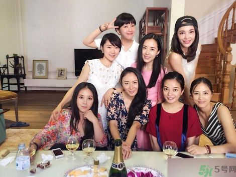 同學(xué)會(huì)有必要參加嗎？參加同學(xué)會(huì)該穿什么衣服？