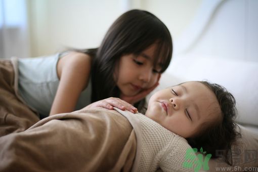 睡覺(jué)能戴手表嗎？睡覺(jué)不能帶的東西有哪些？