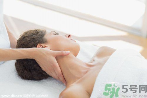 落枕了怎么辦？落枕了什么方法最有效？