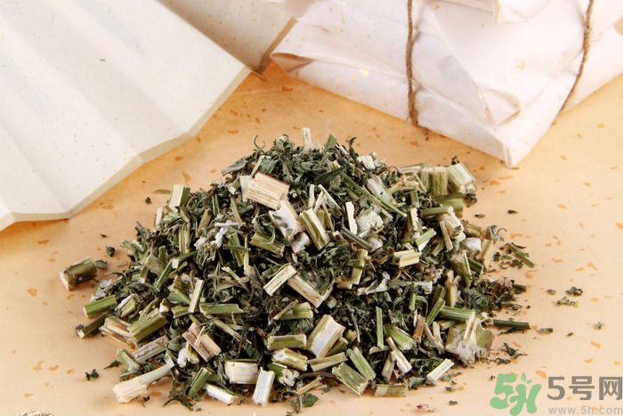 月經(jīng)量多怎么辦？月經(jīng)量多是什么原因？