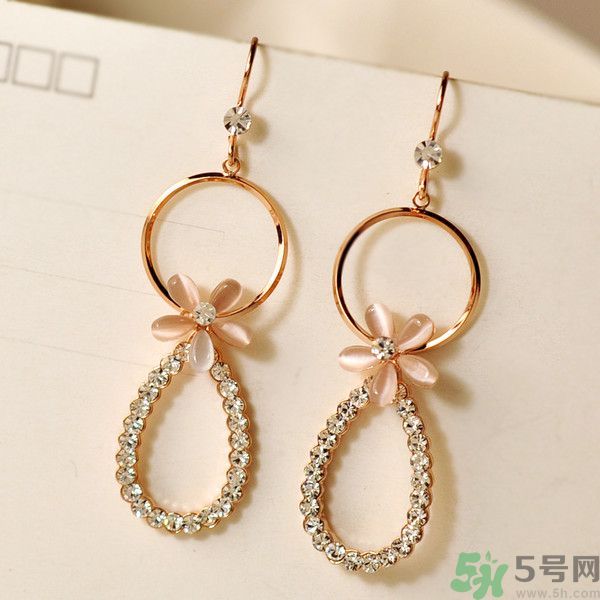 耳環(huán)適合臉型氣質(zhì)最重要？不同臉型適合什么耳環(huán)？