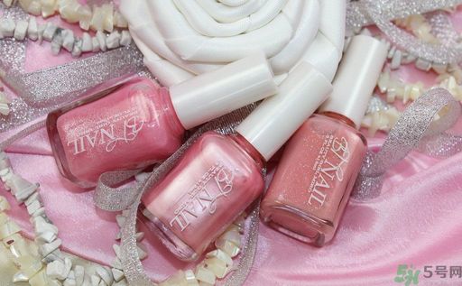 指甲油怎么去掉？指甲油有什么危害？