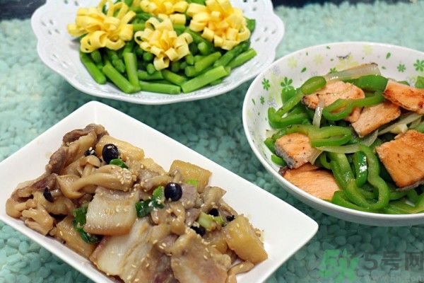 蘆筍開花了還可以吃嗎？蘆筍尾部開花能吃嗎？