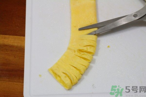 蘆筍開花了還可以吃嗎？蘆筍尾部開花能吃嗎？