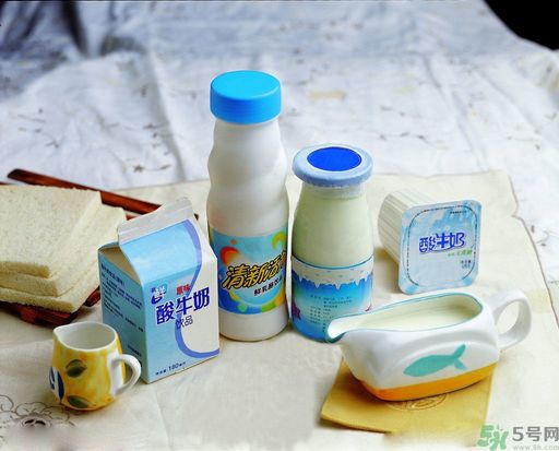 高血脂可以吃雞蛋嗎？高血脂可以喝牛奶嗎？