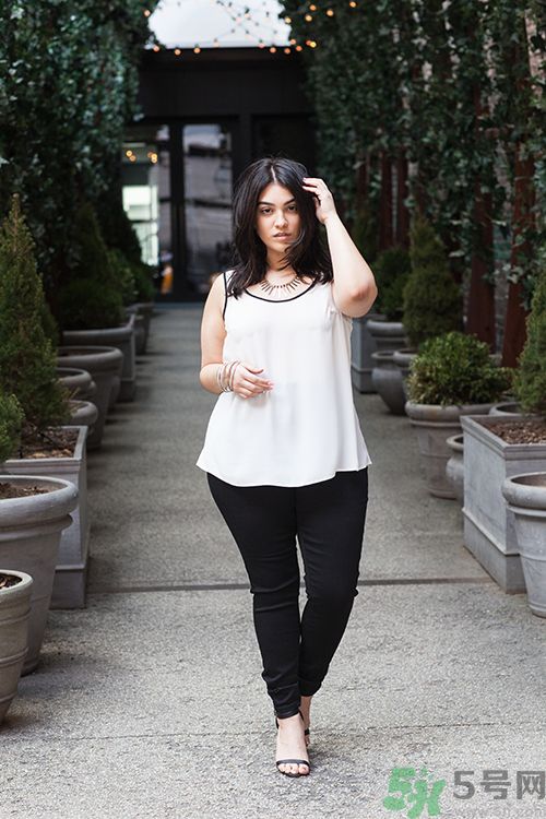 長得胖女生怎么穿衣服顯瘦？胖女孩穿什么褲子好？
