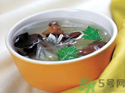 黑木耳可以治便秘嗎？黑木耳有什么食療的方法？