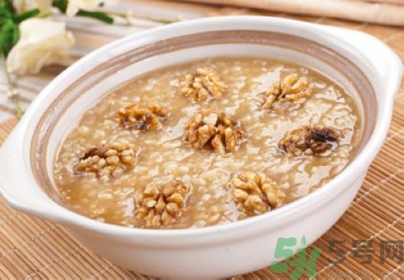 春季怎么護膚？春季護膚吃什么？