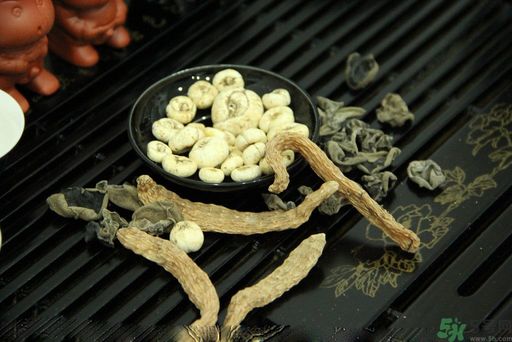 胃潰瘍吃什么藥？調(diào)理胃潰瘍的藥有哪些？