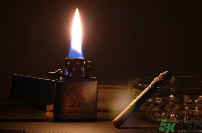 胃潰瘍可以抽煙嗎？胃潰瘍抽煙好嗎？