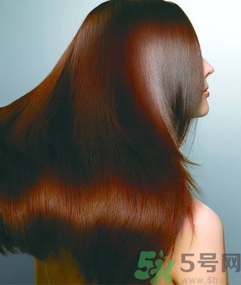 頭發(fā)干枯是為什么？頭發(fā)干枯的原因？