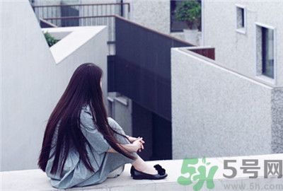 90后女孩癱瘓后出版25萬字 女人要怎樣生活最好？
