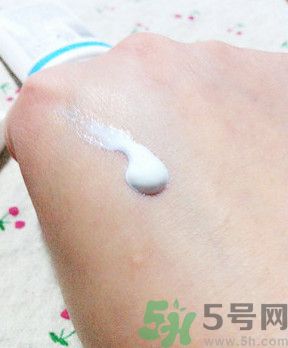 apieu防曬霜怎么樣？apieu防曬霜好用嗎？