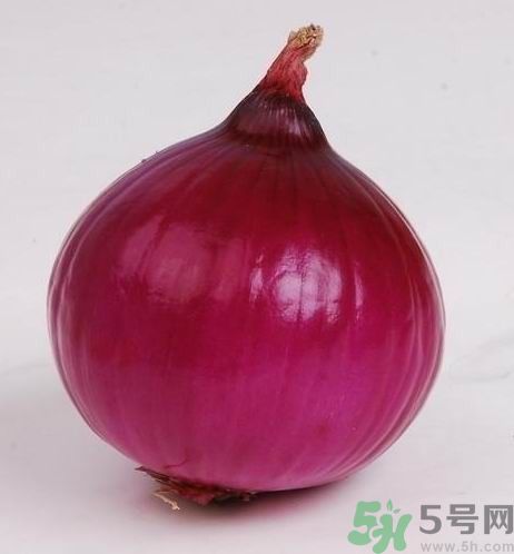 切洋蔥怎么才能流淚？切洋蔥10個(gè)妙招絕對(duì)不流淚！