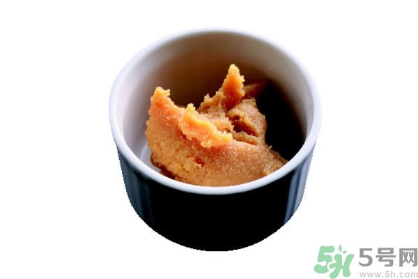 牛奶過期了還能怎么利用？牛奶能去魚腥味嗎？