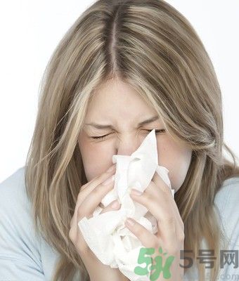 感冒了可以吃魚嗎？感冒吃魚有什么后果？