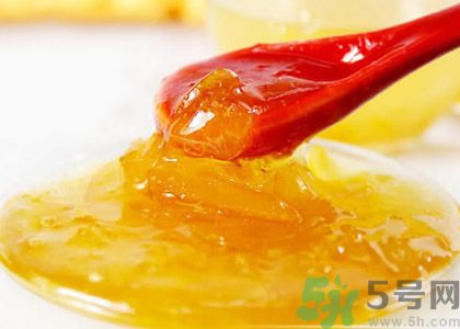蜂蜜擦臉可以祛斑嗎？蜂蜜祛斑最簡(jiǎn)單的方法