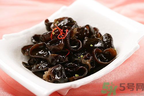 萵筍可以和木耳一起炒嗎？萵筍和木耳一起炒好嗎？