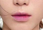 咬唇妝怎么畫圖解視頻教程？咬唇妝的畫法