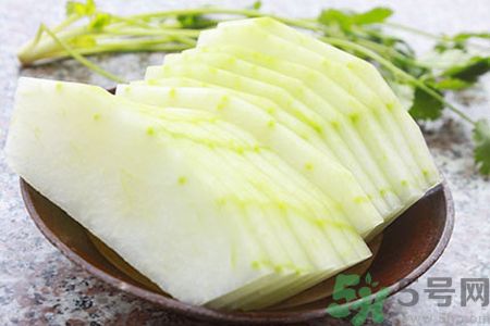 冬瓜可以去眼袋嗎？冬瓜怎么去眼袋？