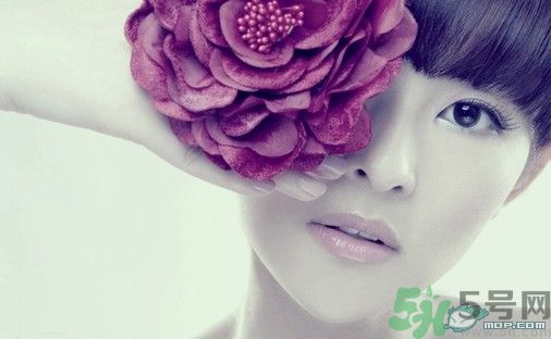 怎么快速畫出敲門妝？敲門妝要怎么畫？