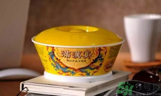 滿漢宴方便面多少錢一桶？滿漢宴方便面多少錢一箱？