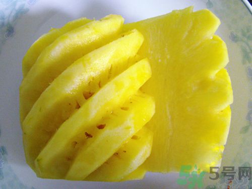 晚上9點(diǎn)可以吃菠蘿嗎？晚上吃芒果好嗎？