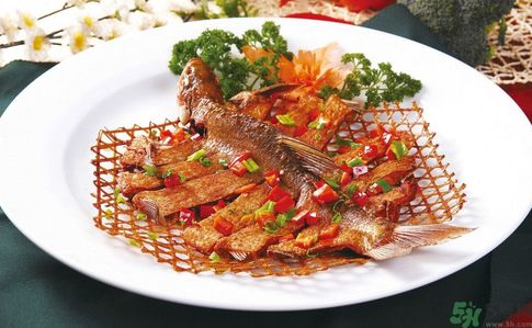 武昌魚是鳊魚嗎？武昌魚和鳊魚區(qū)別哪個好吃？