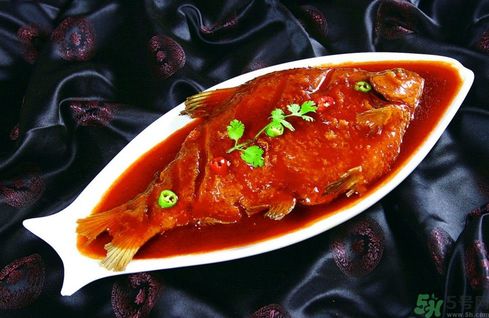 武昌魚是鳊魚嗎？武昌魚和鳊魚區(qū)別哪個好吃？