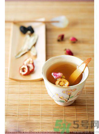 春天上火了喝什么茶好？喝什么茶快速消火？