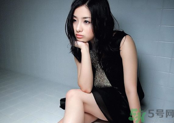 大齡女怎么提高卵子質(zhì)量？大齡女備孕需要注意什么？