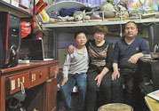 住窩棚夫婦倆十多年堅(jiān)守女兒失蹤路口 如何預(yù)防孩子走失？